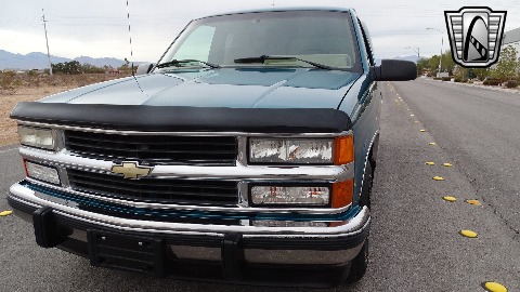 1994 Chevrolet C1500 image 29