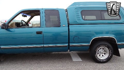 1994 Chevrolet C1500 image 31