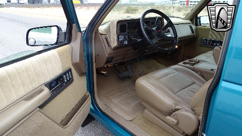 1994 Chevrolet C1500 image 59