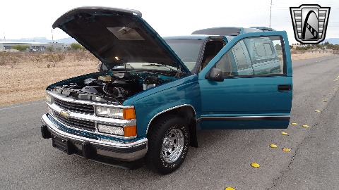 1994 Chevrolet C1500 image 118