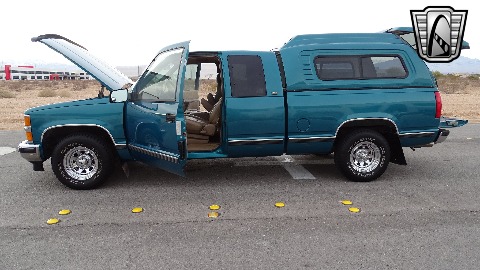 1994 Chevrolet C1500 image 119