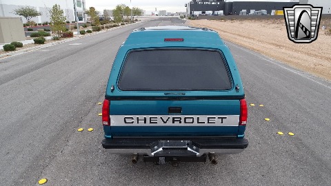 1994 Chevrolet C1500 image 17