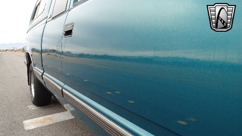 1994 Chevrolet C1500 image 43