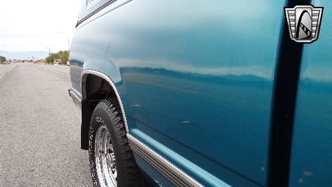 1994 Chevrolet C1500 image 44