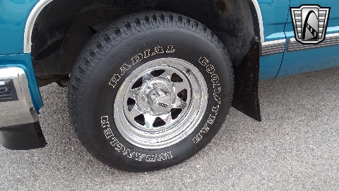 1994 Chevrolet C1500 image 97