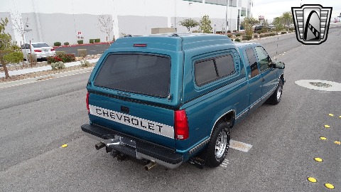 1994 Chevrolet C1500 image 20