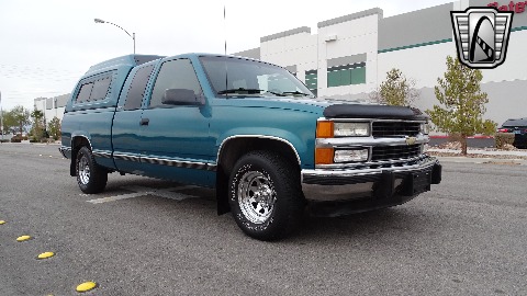 1994 Chevrolet C1500 image 24