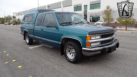 1994 Chevrolet C1500 image 25