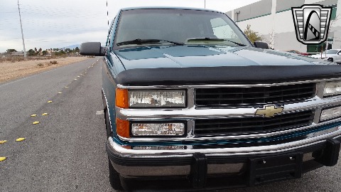 1994 Chevrolet C1500 image 27