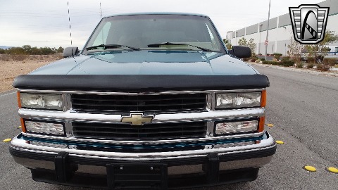 1994 Chevrolet C1500 image 28