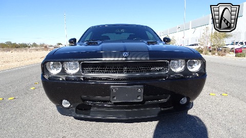 2008 Dodge Challenger image 3