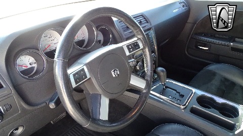 2008 Dodge Challenger image 85