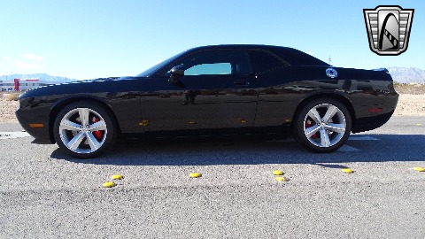 2008 Dodge Challenger image 9