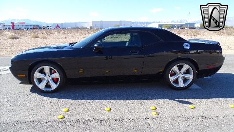 2008 Dodge Challenger image 10
