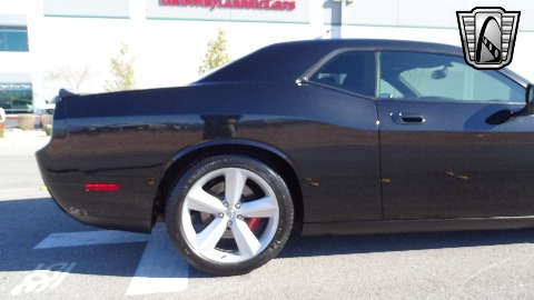 2008 Dodge Challenger image 36