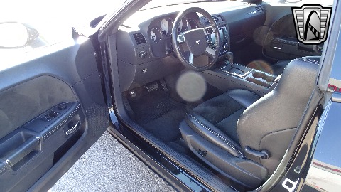 2008 Dodge Challenger image 62