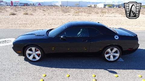 2008 Dodge Challenger image 11