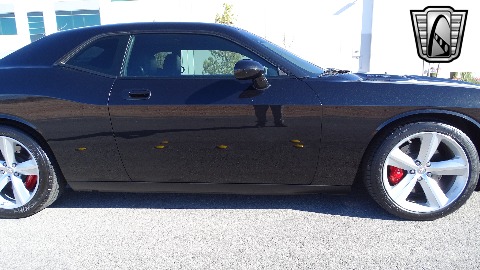 2008 Dodge Challenger image 37