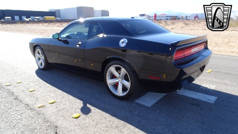 2008 Dodge Challenger image 13