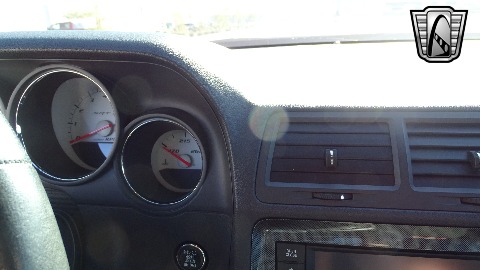 2008 Dodge Challenger image 65