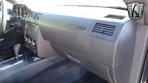 2008 Dodge Challenger image 69