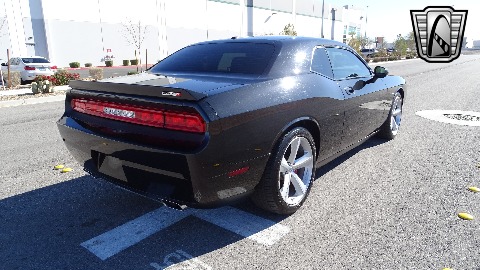 2008 Dodge Challenger image 19