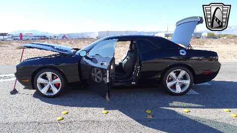 2008 Dodge Challenger image 125