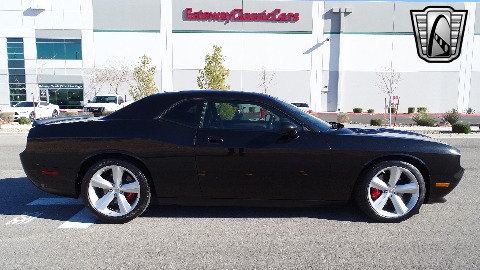 2008 Dodge Challenger image 22