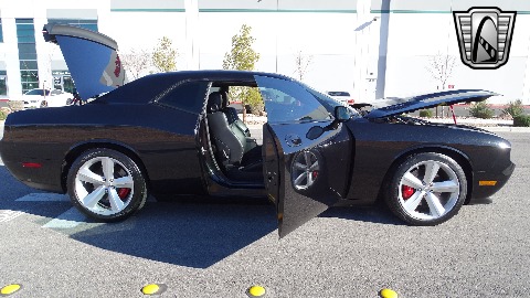 2008 Dodge Challenger image 129
