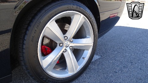 2008 Dodge Challenger image 104