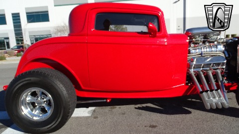 1932 Ford Coupe image 37