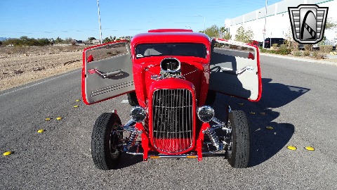 1932 Ford Coupe image 120