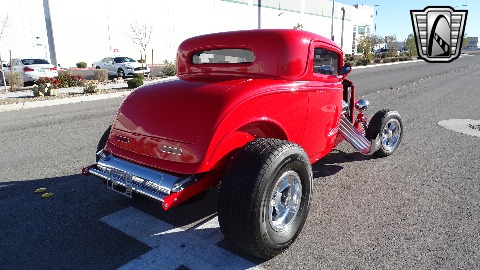 1932 Ford Coupe image 19