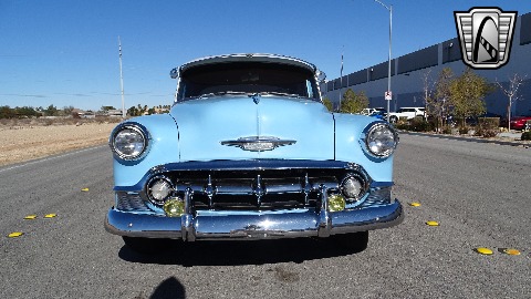 1953 Chevrolet 210 image 3