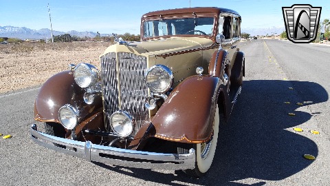 1934 Packard Eight image 29