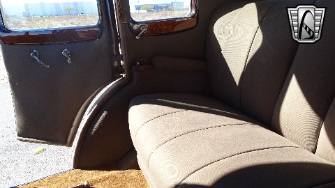 1934 Packard Eight image 83