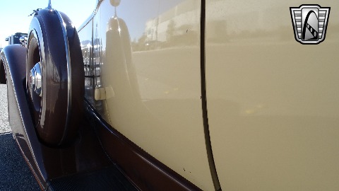 1934 Packard Eight image 59