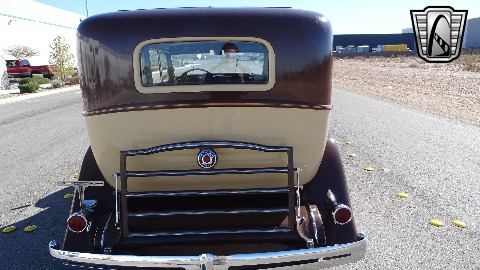 1934 Packard Eight image 34