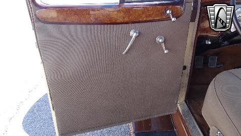 1934 Packard Eight image 87