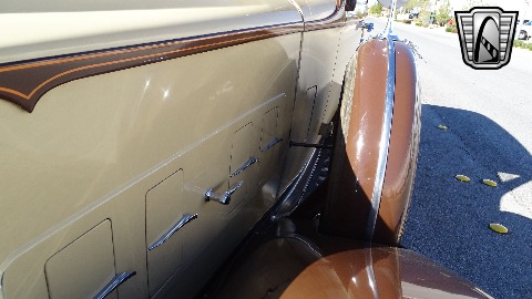 1934 Packard Eight image 62