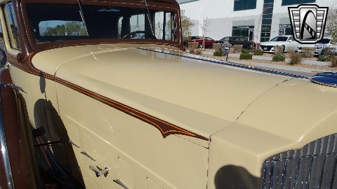 1934 Packard Eight image 43