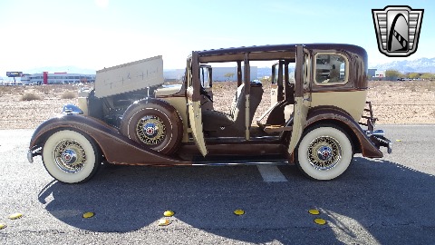 1934 Packard Eight image 121