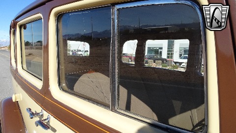 1934 Packard Eight image 47