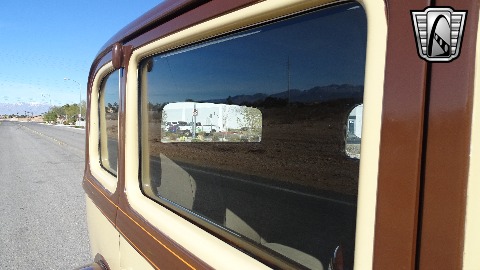 1934 Packard Eight image 48