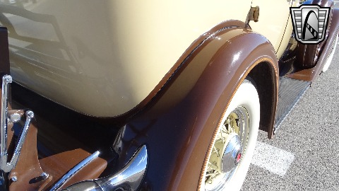 1934 Packard Eight image 49