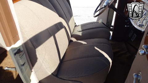 1934 Packard Eight image 78