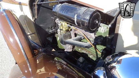 1934 Packard Eight image 105