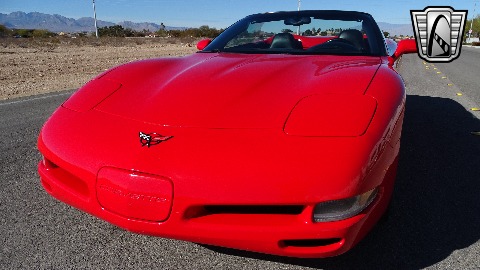 2004 Chevrolet Corvette image 29