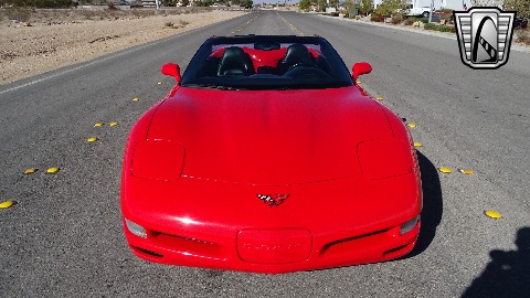 2004 Chevrolet Corvette image 4