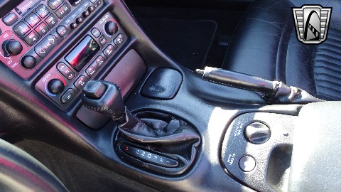 2004 Chevrolet Corvette image 85